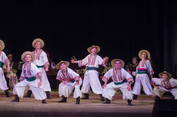 Zespół folklorystyczny Slavutych — Zdjęcie stockowe