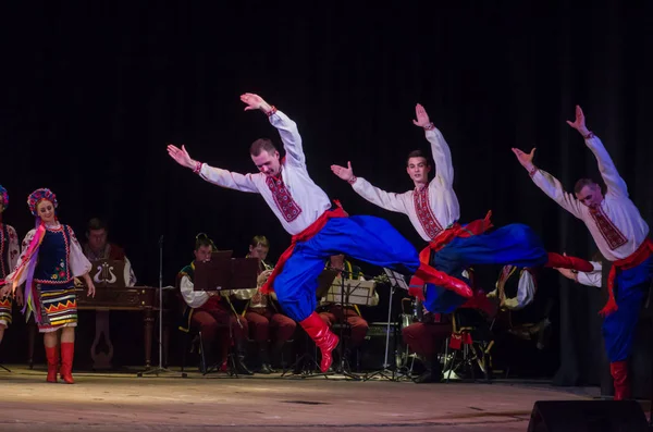 Zespół folklorystyczny Slavutych — Zdjęcie stockowe