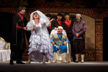 DNEPROPETROVSK, UKRAINE - 22 Mayıs: Dnepropetrovsk Devlet Tiyatrosu üyeleri 2 Mayıs 2009 'da Dnepropetrovsk, Ukrayna' da 