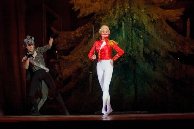 DNEPROPETROVSK, UKRAINE - Şubat 18: Fındıkkıran balesi Dnepropetrovsk Opera ve Bale Tiyatrosu tarafından 18 Şubat 2011 'de Dnepropetrovsk, Ukrayna' da sahnelendi. 