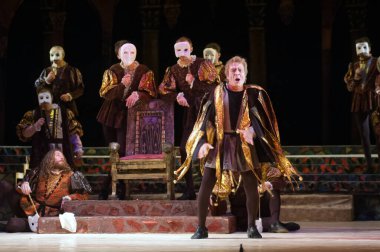 DNIPROPETROVSK, UKRAINE MAYIS 11: Dnepropetrovsk Devlet Opera ve Bale Tiyatrosu üyeleri 11 Mayıs 2012 'de Dnipropetrovsk, Ukrayna' da 