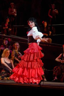 DNIPROPETROVSK, UKRAINE 3 Haziran: Dnepropetrovsk Devlet Opera ve Bale Tiyatrosu üyeleri 3 Haziran 2011 'de Dnipropetrovsk, Ukrayna' da 