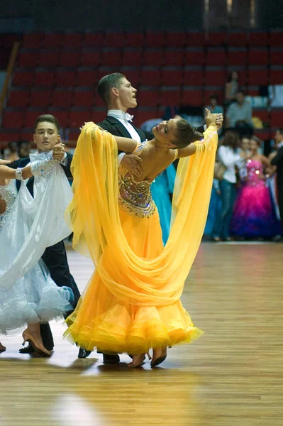 Dnipropetrovsk Ukraine Wrzesień Niezidentyfikowana Para Taneczna Pozycji Tanecznej Podczas Światowego — Zdjęcie stockowe