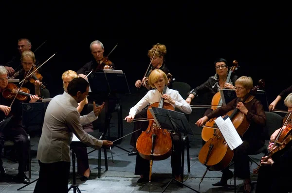 Dnipropetrovsk Ucrania Marzo Interferencia Televisiva Realizada Por Compañía Rusa Teatro — Foto de Stock