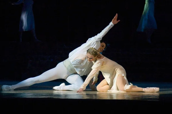 Dnepropetrovsk Ukraine April Members Dnepropetrovsk Opera Ballet Theatre Perform Romeo — Stock Photo, Image