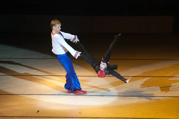 Dnepropetrovsk Ukraine Janvier Nuit Avant Ballet Noël Interprété Par Dnepropetrovsk — Photo