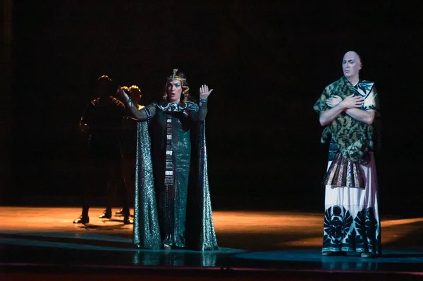 Dnipropetrovsk Ukraine October Members Dnepropetrovsk State Opera Ballet Theatre Perform — Stock Photo, Image