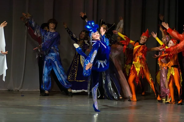 Dnepropetrovsk Ukraine May Unidentified Children Ages Four Though Perform Musical — Stock Photo, Image