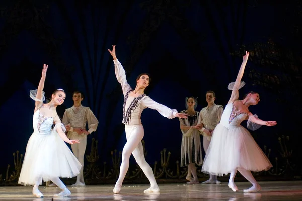 Dnipropetrovsk Ukraine Swan Lake Balbalel Performed Dnepropetrovsk Opera Ballet Theatre — 스톡 사진