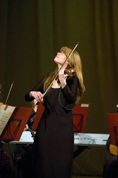 Dnipropetrovsk Ukraine February Violinist Bohdana Pivnenko Symphonic Orchestra Main Conductor — стоковое фото