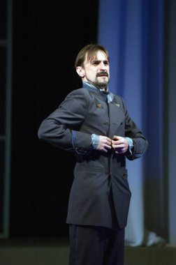 DNEPROPETROVSK, UKRAINE - 15 ARALIK: Dnepropetrovsk Devlet Tiyatrosu üyeleri 15 Aralık 2011 'de Dnepropetrovsk, Ukrayna' da 