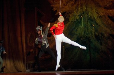 DNEPROPETROVSK, UKRAINE - Şubat 18: Fındıkkıran balesi Dnepropetrovsk Opera ve Bale Tiyatrosu tarafından 18 Şubat 2011 'de Dnepropetrovsk, Ukrayna' da sahnelendi. 