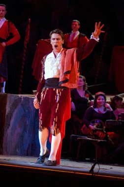 DNIPROPETROVSK, UKRAINE 3 Haziran: Dnepropetrovsk Devlet Opera ve Bale Tiyatrosu üyeleri 3 Haziran 2011 'de Dnipropetrovsk, Ukrayna' da 