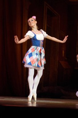 DNEPROPETROVSK, UKRAINE - Şubat 18: Fındıkkıran balesi Dnepropetrovsk Opera ve Bale Tiyatrosu tarafından 18 Şubat 2011 'de Dnepropetrovsk, Ukrayna' da sahnelendi. 