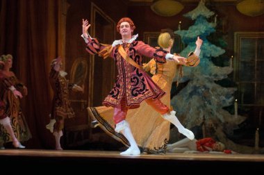 DNEPROPETROVSK, UKRAINE - Şubat 18: Fındıkkıran balesi Dnepropetrovsk Opera ve Bale Tiyatrosu tarafından 18 Şubat 2011 'de Dnepropetrovsk, Ukrayna' da sahnelendi. 