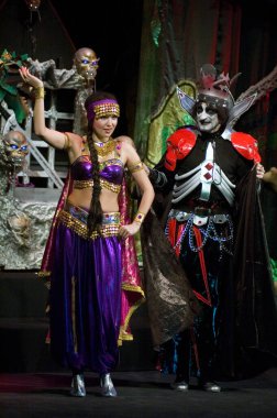 DNEPROPETROVSK, UKRAINE - 9 HAZİRAN: Dnepropetrovsk Devlet Tiyatrosu üyeleri 9 Ocak 2011 'de Dnepropetrovsk, Ukrayna' da 