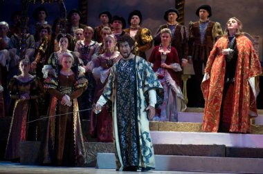 DNIPROPETROVSK, UKRAINE MAYIS 14: Dnepropetrovsk Devlet Opera ve Bale Tiyatrosu üyeleri 14 Mayıs 2011 'de Dnipropetrovsk, Ukrayna' da Othello 'yu sahneledi. 