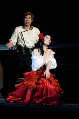 DNIPROPETROVSK, UKRAINE 3 Haziran: Dnepropetrovsk Devlet Opera ve Bale Tiyatrosu üyeleri 3 Haziran 2011 'de Dnipropetrovsk, Ukrayna' da 