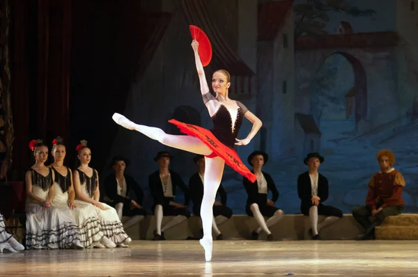 Dnepropetrovsk Ucrania Junio Miembros Del Teatro Estatal Ópera Ballet Dnepropetrovsk — Foto de Stock