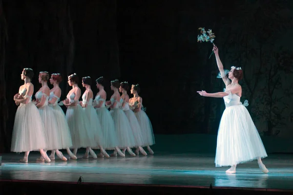 Dnepropetrovsk Ukraine Maart Leden Van Staatsopera Het Ballet Van Dnepropetrovsk — Stockfoto