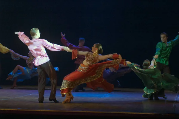 Dnepropetrovsk Ukraine Οκτωβρίου Μέλη Του Θεάτρου Χορού Της Σεβαστούπολης Του — Φωτογραφία Αρχείου
