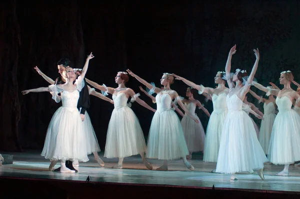 Dnepropetrovsk Ukraine March Members Dnepropetrovsk State Opera Ballet Theatre Perform — Stock Photo, Image