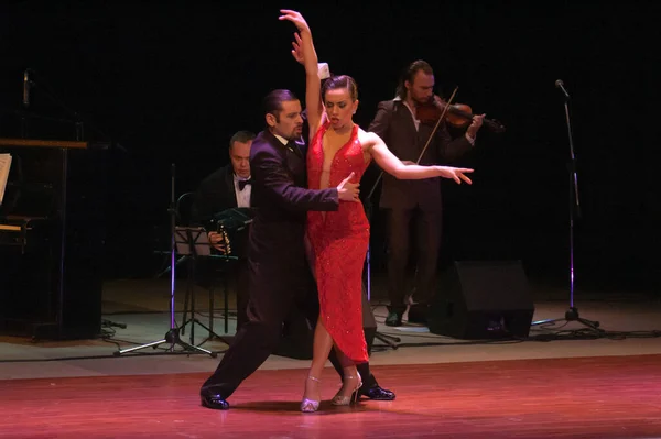 Dniprovsk Ukraine Νοεμβριου Χορευτές Janina Quinones Και Neri Piliu Αργεντινή — Φωτογραφία Αρχείου