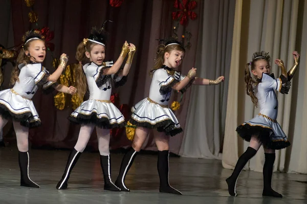 Dnepropetrovsk Ukraine June Unidentified Children Ages Years Old Perform Musical — Stock Photo, Image