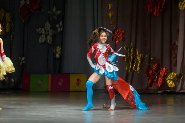 Dnepropetrovsk Ukraine June Unidentified Children Ages Years Old Perform Musical — Stock Photo, Image