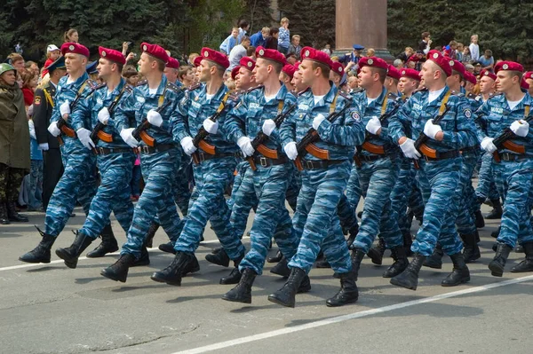 Dnepropetrovsk Ukrajina Května Vojenská Přehlídka Oslavě Světové Války Května 2011 — Stock fotografie