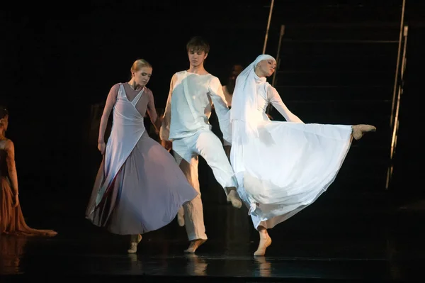 Dnipropetrovsk Ukrajina Září 2012 Členové Dněpropetrovského Státního Operního Baletního Divadla — Stock fotografie