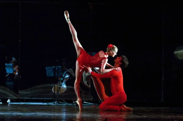 Dnepropetrovsk Ukraine Juin Des Membres Opéra National Théâtre Ballet Dnepropetrovsk — Photo
