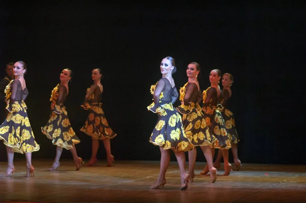 Dnepropetrovsk Ukraine October Members Sevastopol Dance Theatre Vadim Elizarov Performed — 스톡 사진