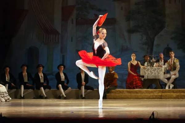 Dnepropetrovsk Ucrania Junio Miembros Del Teatro Estatal Ópera Ballet Dnepropetrovsk —  Fotos de Stock