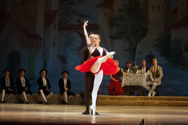 Dnepropetrovsk Ukraine Juni Mitglieder Der Staatsoper Und Des Balletttheaters Dnepropetrowsk — Stockfoto