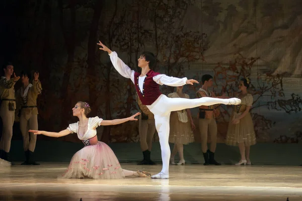 Dnepropetrovsk Ukraine March Members Dnepropetrovsk State Opera Ballet Theatre Perform — Stock Photo, Image