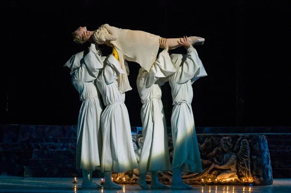 Dnepropetrovsk Ukrajna Április Dnyipropetrovszki Állami Opera Balett Színház Tagjai Rómeó — Stock Fotó