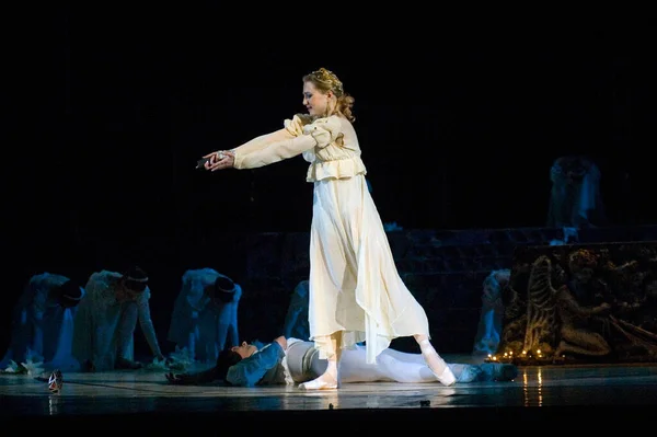 Dnepropetrovsk Ukraine Nisan Dnepropetrovsk Devlet Opera Bale Tiyatrosu Üyeleri Romeo — Stok fotoğraf