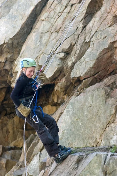 Dnepropetrovsk Ukraine Avril Une Ukrainienne Action Lors Compétitions Alpinisme Urbain — Photo