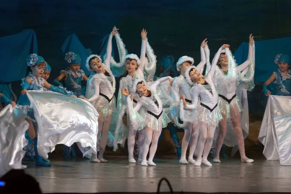 Dnipropetrovsk Ukraine December Unidentified Children Ages Years Old Perform Musical — стоковое фото