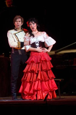 DNIPROPETROVSK, UKRAINE 3 Haziran: Dnepropetrovsk Devlet Opera ve Bale Tiyatrosu üyeleri 3 Haziran 2011 'de Dnipropetrovsk, Ukrayna' da 