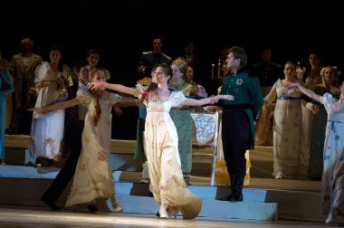 DNIPROPETROVSK, UKRAINE NOVEMBER 15: Dnepropetrovsk Devlet Opera ve Bale Tiyatrosu üyeleri 15 Kasım 2011 'de Dnipropetrovsk, Ukrayna' da 