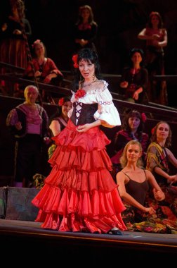 DNIPROPETROVSK, UKRAINE 3 Haziran: Dnepropetrovsk Devlet Opera ve Bale Tiyatrosu üyeleri 3 Haziran 2011 'de Dnipropetrovsk, Ukrayna' da 