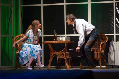 DNEPROPETROVSK, UKRAINE - 19 Ekim: Dnepropetrovsk Devlet Tiyatrosu Üyeleri 19 Ekim 2012 'de Dnepropetrovsk, Ukrayna' da 