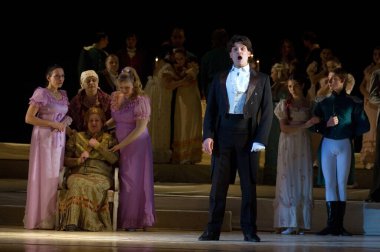 DNIPROPETROVSK, UKRAINE NOVEMBER 15: Dnepropetrovsk Devlet Opera ve Bale Tiyatrosu üyeleri 15 Kasım 2011 'de Dnipropetrovsk, Ukrayna' da 