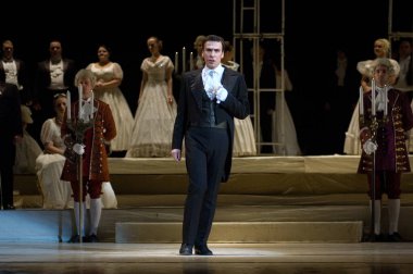 DNIPROPETROVSK, UKRAINE NOVEMBER 15: Dnepropetrovsk Devlet Opera ve Bale Tiyatrosu üyeleri 15 Kasım 2011 'de Dnipropetrovsk, Ukrayna' da 