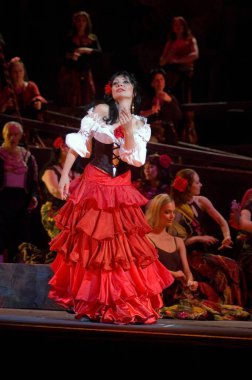 DNIPROPETROVSK, UKRAINE 3 Haziran: Dnepropetrovsk Devlet Opera ve Bale Tiyatrosu üyeleri 3 Haziran 2011 'de Dnipropetrovsk, Ukrayna' da 