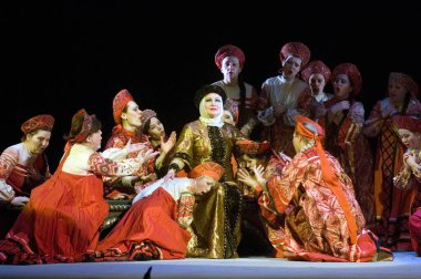 DNIPROPETROVSK, UKRAINE JANUARY 28: Dnepropetrovsk Devlet Opera ve Bale Tiyatrosu üyeleri 28 Ocak 2012 'de Dnipropetrovsk, Ukrayna' da 