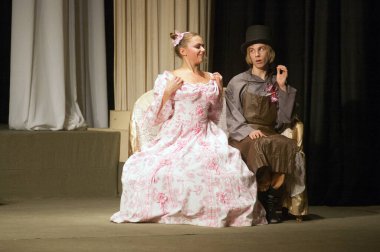 DNEPROPETROVSK, UKRAINE - 15 ARALIK: Dnepropetrovsk Devlet Tiyatrosu üyeleri 15 Aralık 2011 'de Dnepropetrovsk, Ukrayna' da 