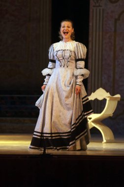 DNIPROPETROVSK, UKRAINE MAYIS 11: Dnepropetrovsk Devlet Opera ve Bale Tiyatrosu üyeleri 11 Mayıs 2012 'de Dnipropetrovsk, Ukrayna' da 